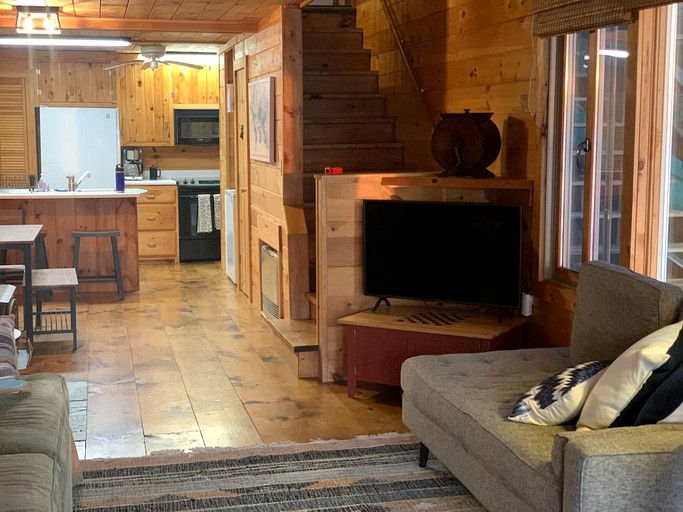 Cabins (United States of America, Greenville, Maine)