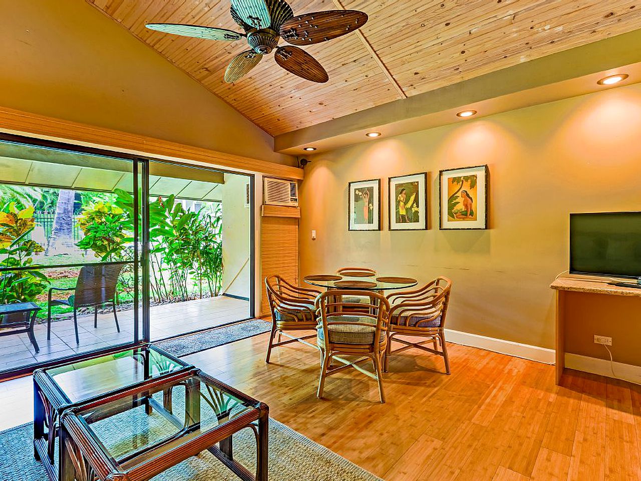 Luxury Rental with a Pool near the West Maui Forest Reserve in Lahaina, Hawaii