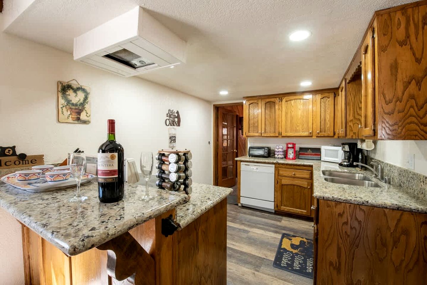 Adventure Awaits: Big Bear Lake Mountain Cabin with Game Room + Hot Tub