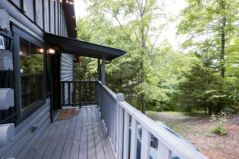 Family Friendly and Pet Friendly Retreat in the Great Smoky Mountains, Perfect for a Tennessee Getaway