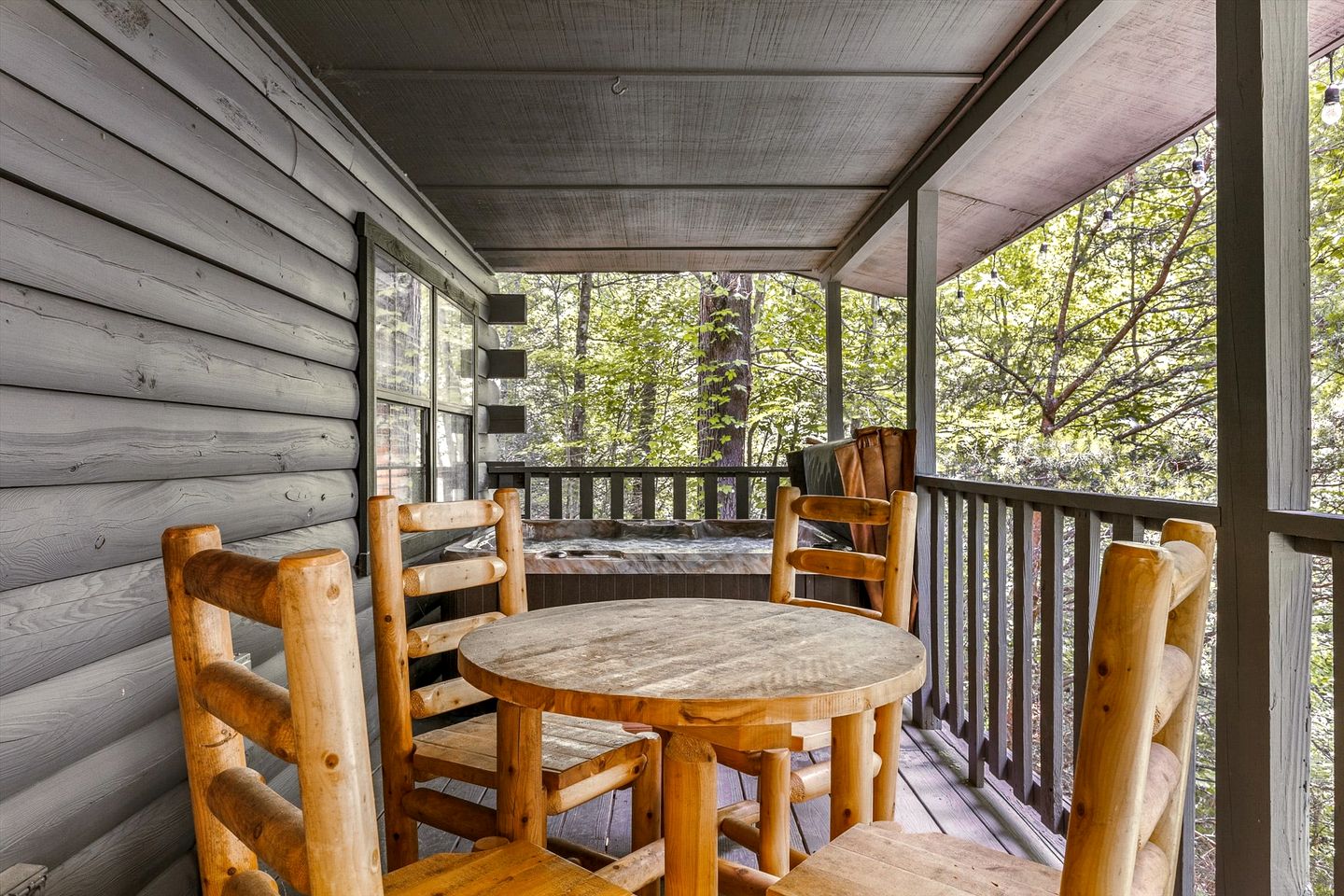 Family Friendly and Pet Friendly Retreat in the Great Smoky Mountains, Perfect for a Tennessee Getaway