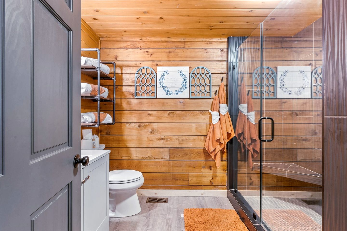 Family Friendly and Pet Friendly Retreat in the Great Smoky Mountains, Perfect for a Tennessee Getaway