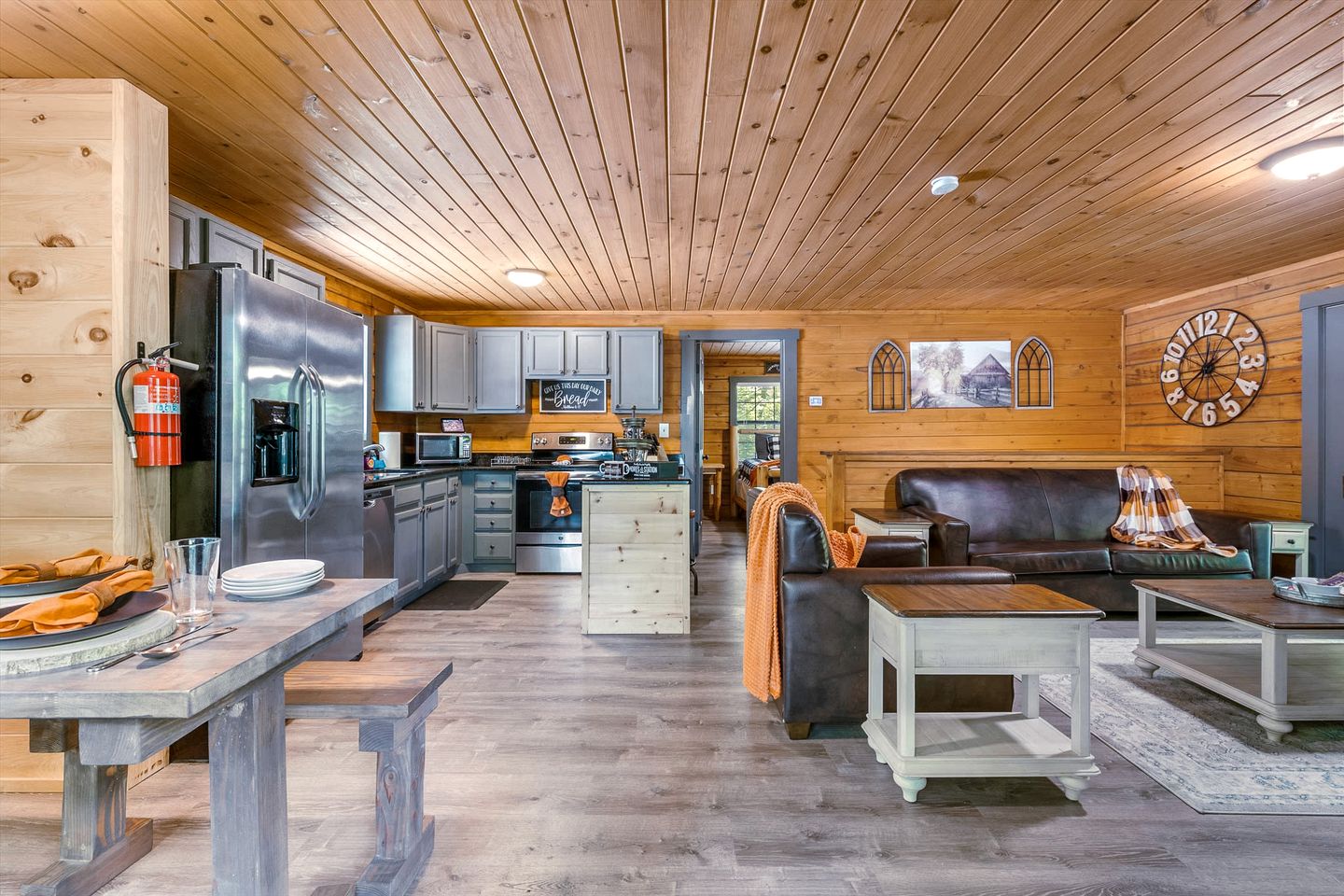Family Friendly and Pet Friendly Retreat in the Great Smoky Mountains, Perfect for a Tennessee Getaway