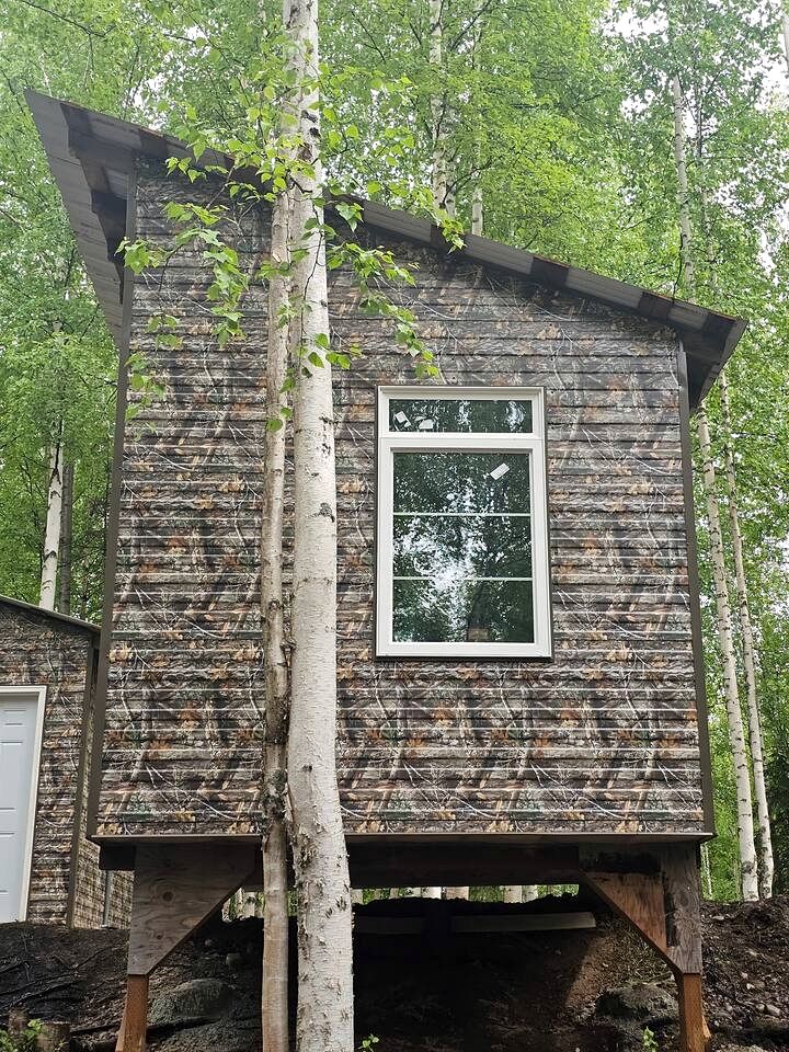 Relaxing Cabin Stay in Nature with Firepits & Kid's Playground in Houston, Alaska