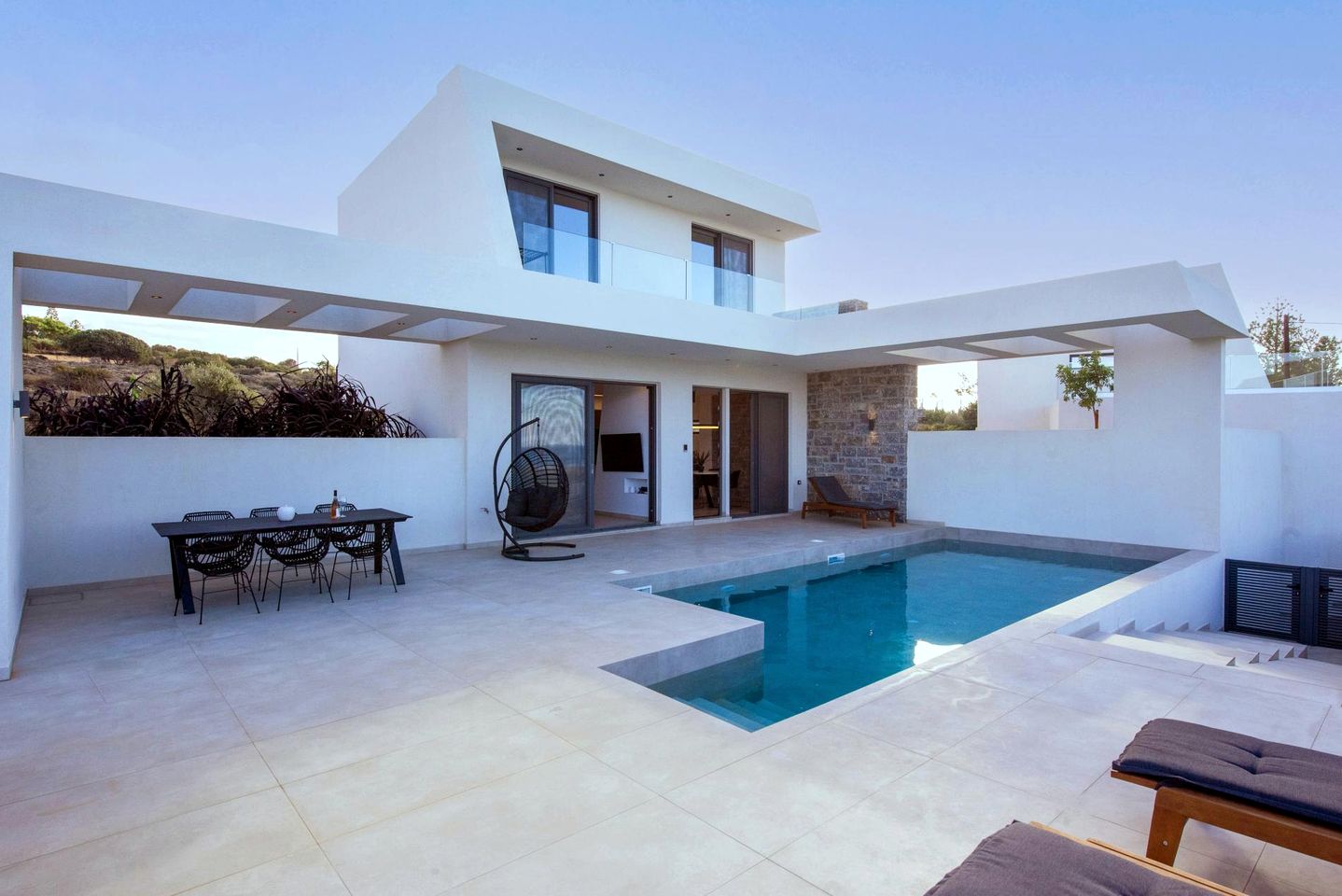 Modern Luxury Villa with Pool and Garden Oasis close to Beaches in Anissaras, Hersonissos Crete