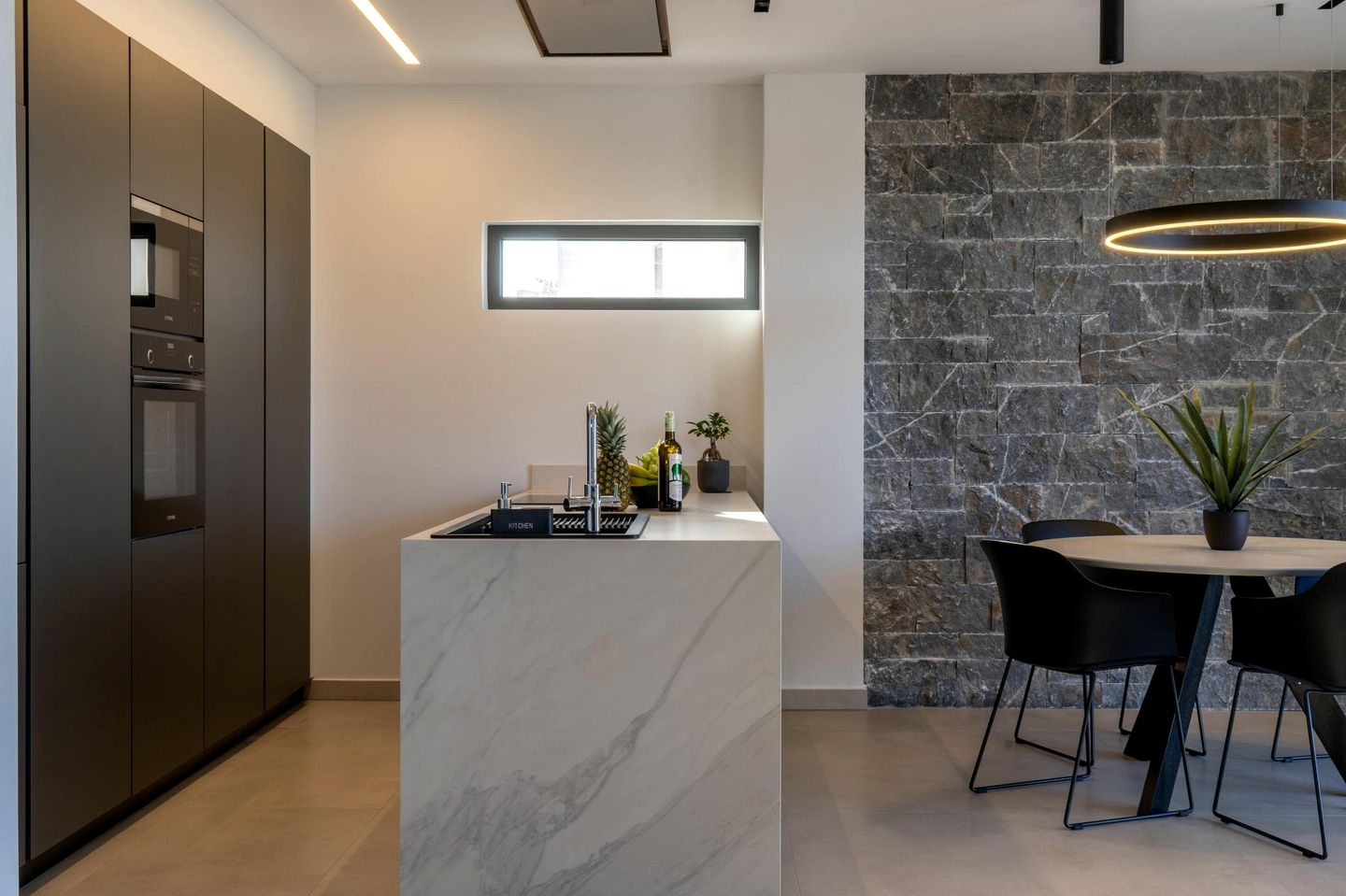 Modern Luxury Villa with Pool and Garden Oasis close to Beaches in Anissaras, Hersonissos Crete