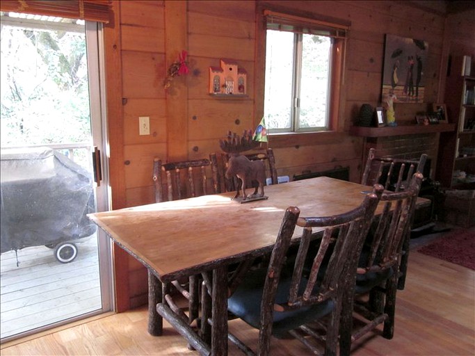 Cabins (Healdsburg, California, United States)