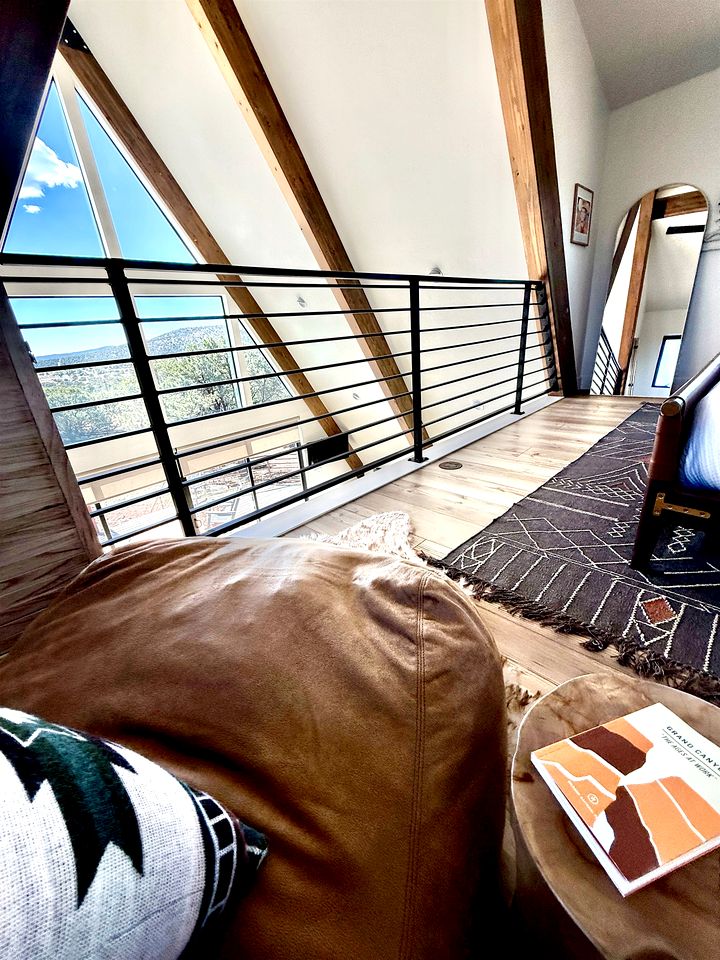 Modern Pet-Friendly A-Frame Cabin Retreat with Stargazing Deck & Mountain Views near Grand Canyon South Rim & Williams, Arizona