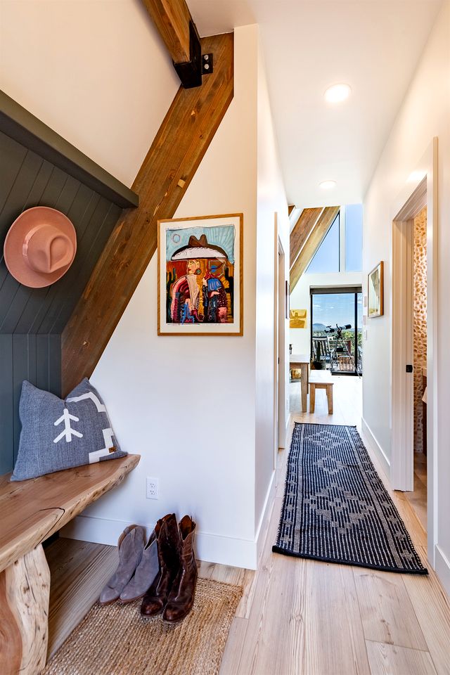 Modern Pet-Friendly A-Frame Cabin Retreat with Stargazing Deck & Mountain Views near Grand Canyon South Rim & Williams, Arizona