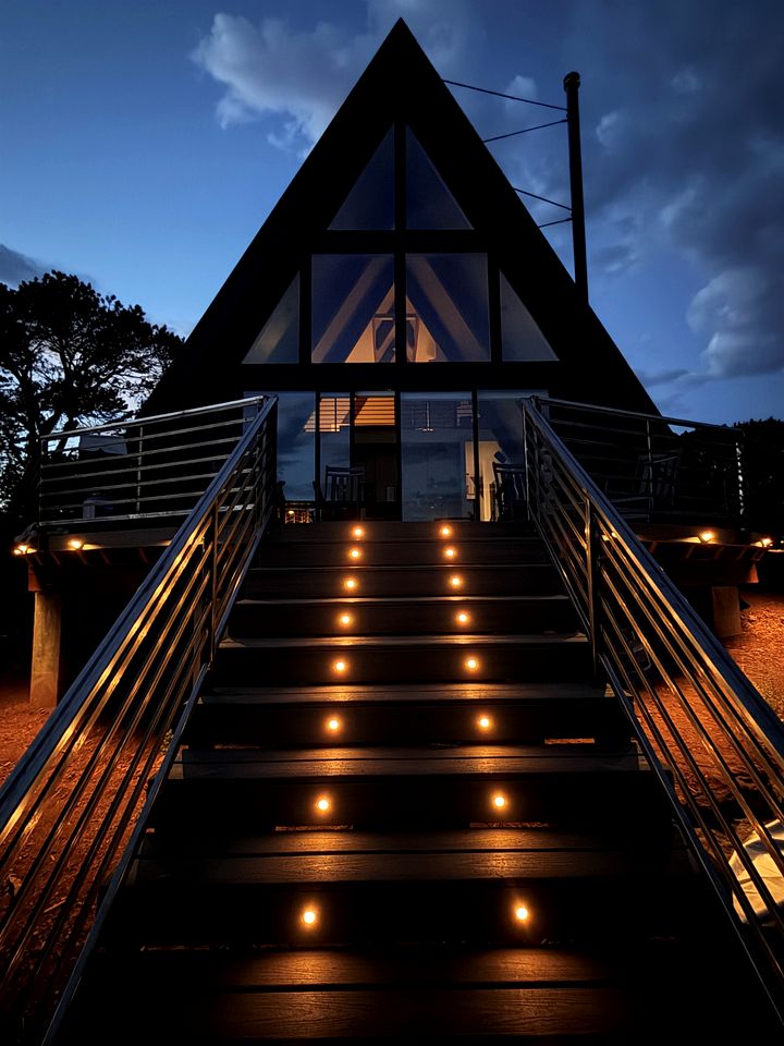 Modern Pet-Friendly A-Frame Cabin Retreat with Stargazing Deck & Mountain Views near Grand Canyon South Rim & Williams, Arizona