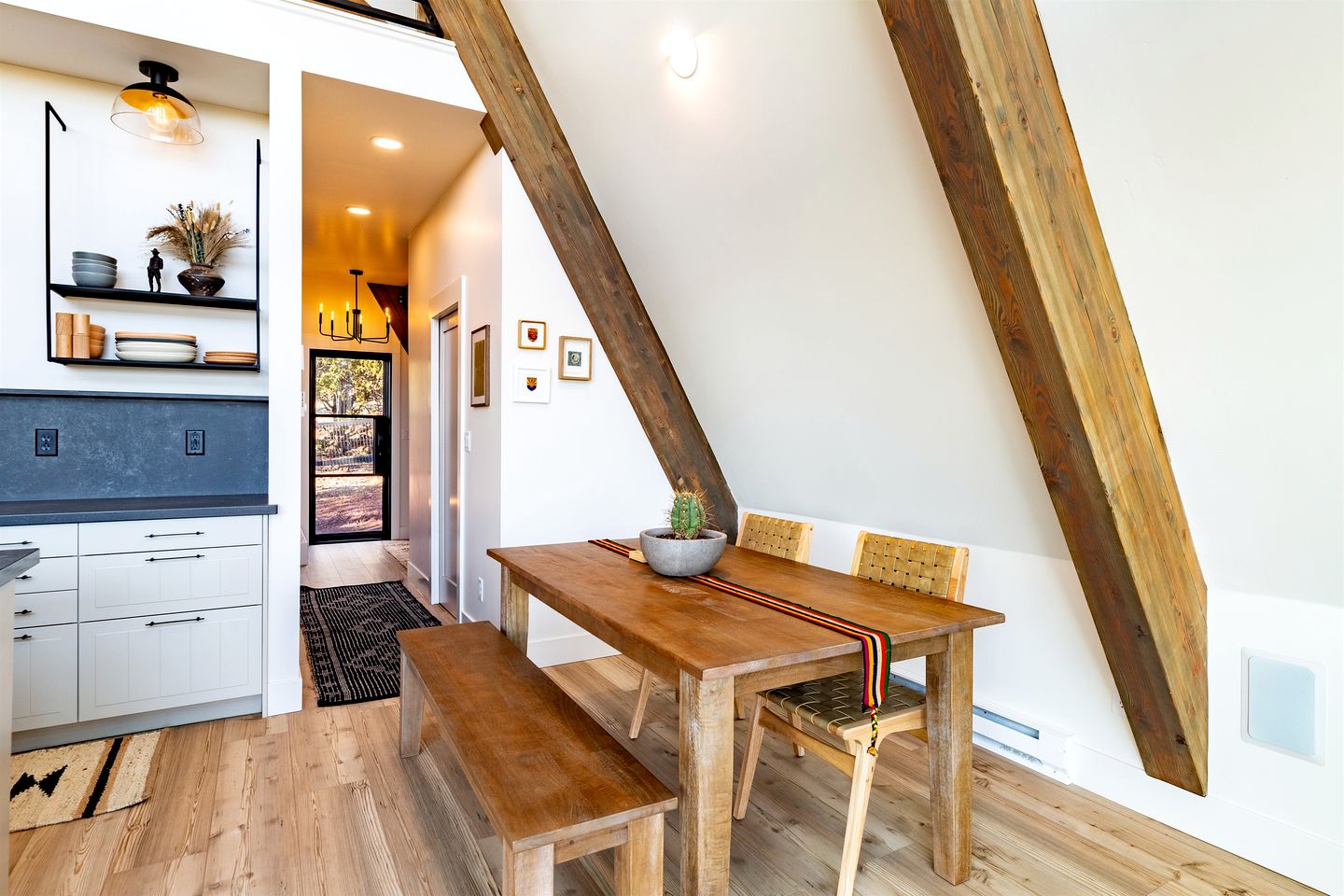 Modern Pet-Friendly A-Frame Cabin Retreat with Stargazing Deck & Mountain Views near Grand Canyon South Rim & Williams, Arizona