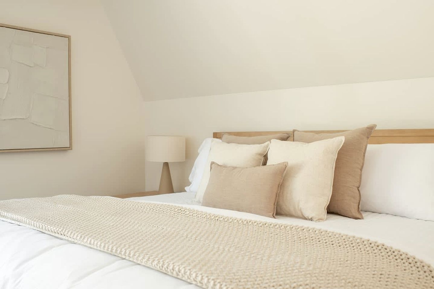 Luxury A-Frame with Hot Tub & Sauna near Wineries in Nelson County, Virginia