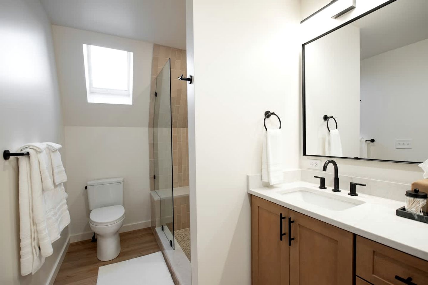 Luxury A-Frame with Hot Tub & Sauna near Wineries in Nelson County, Virginia