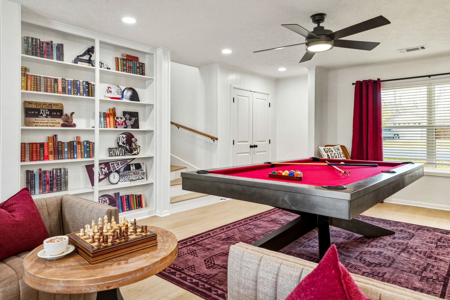 Ultimate Game Day Retreat with Arcade, Pool Table & Fire Pit in College Station, Texas