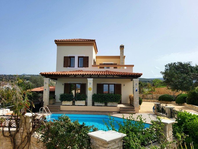 Awesome Villa with Great Sights and Swimming Pool in Rethymno, Crete