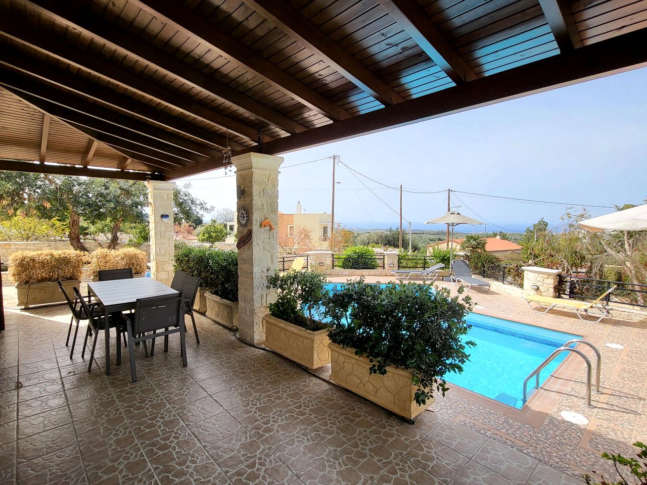 Awesome Villa with Great Sights and Swimming Pool in Rethymno, Crete