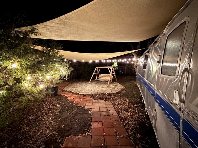 Caravans (United States of America, Lawton, Oklahoma)