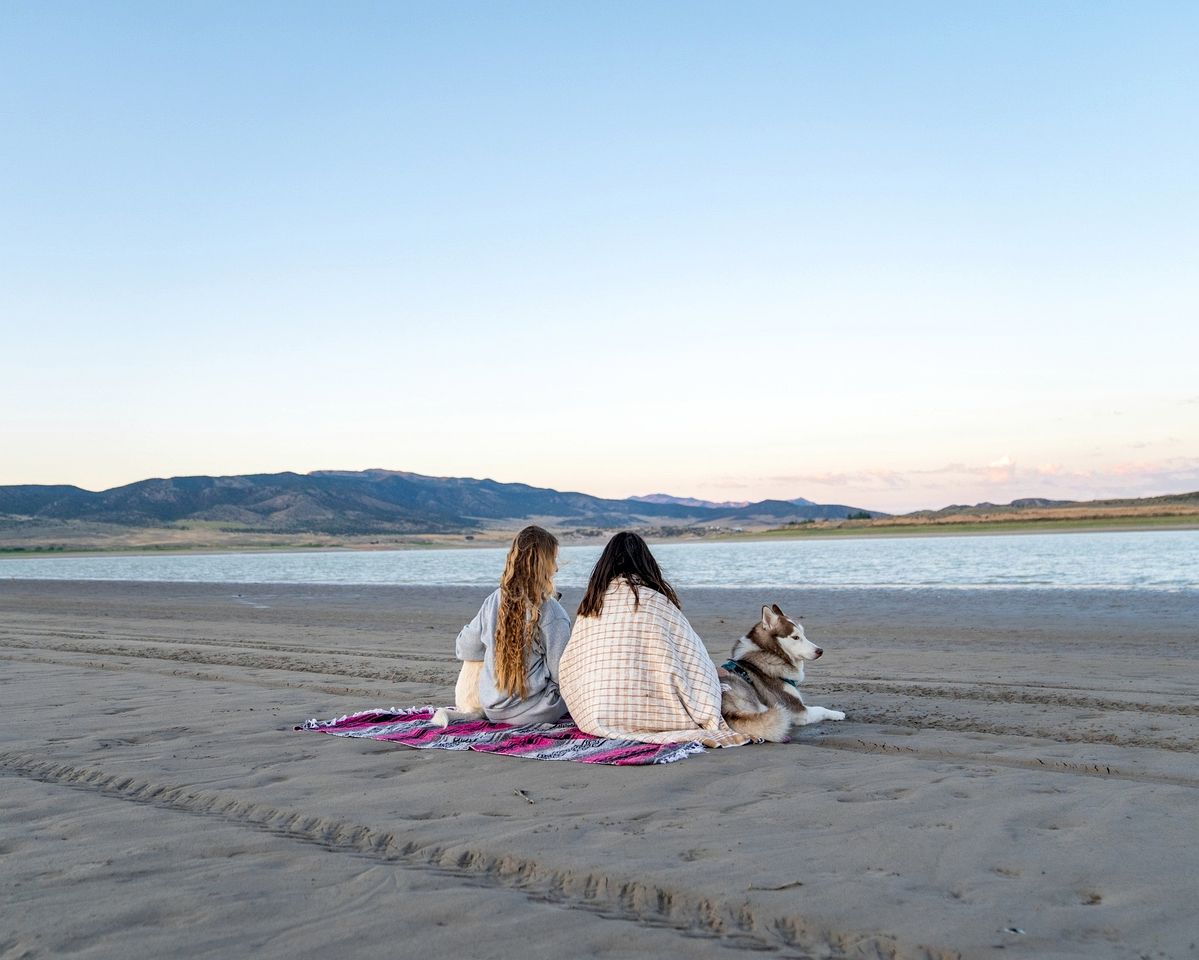 Romantic Airstream on Yuba Lake with Breathtaking Views to Reconnect with Nature in Utah