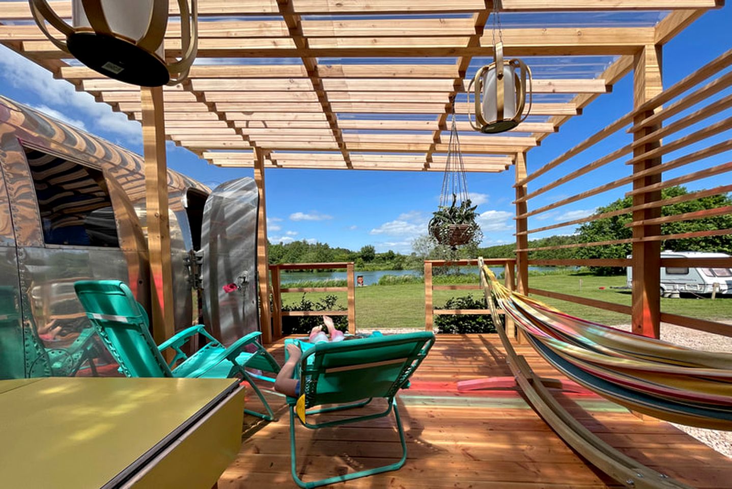 Remote Silverbird Airstream makes for Great Countryside Glamping