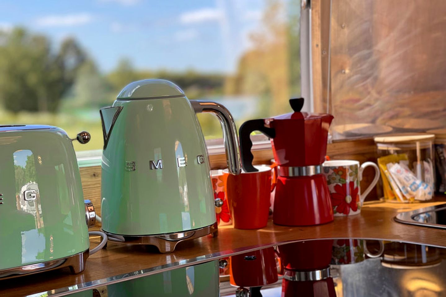 Remote Silverbird Airstream makes for Great Countryside Glamping