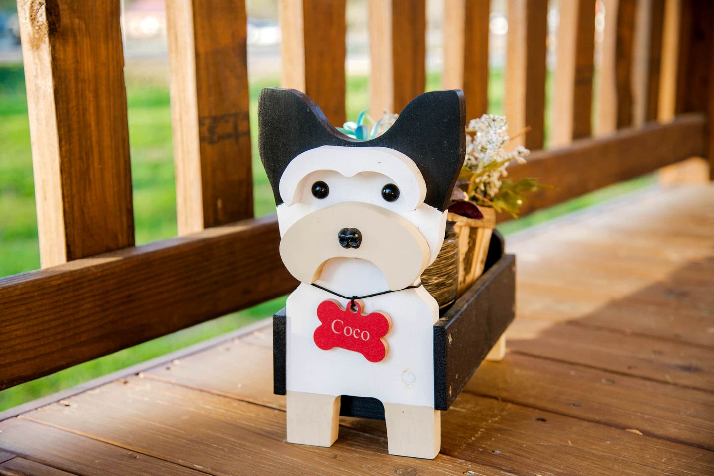 Alabama Adventure: Pet-Friendly Rustic Cabin Getaway by Lake Guntersville