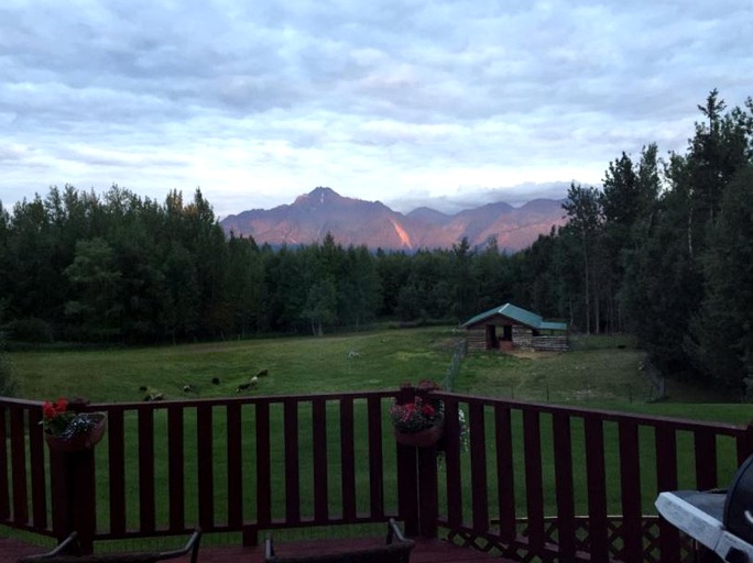 Nature Lodges (Palmer, Alaska, United States)