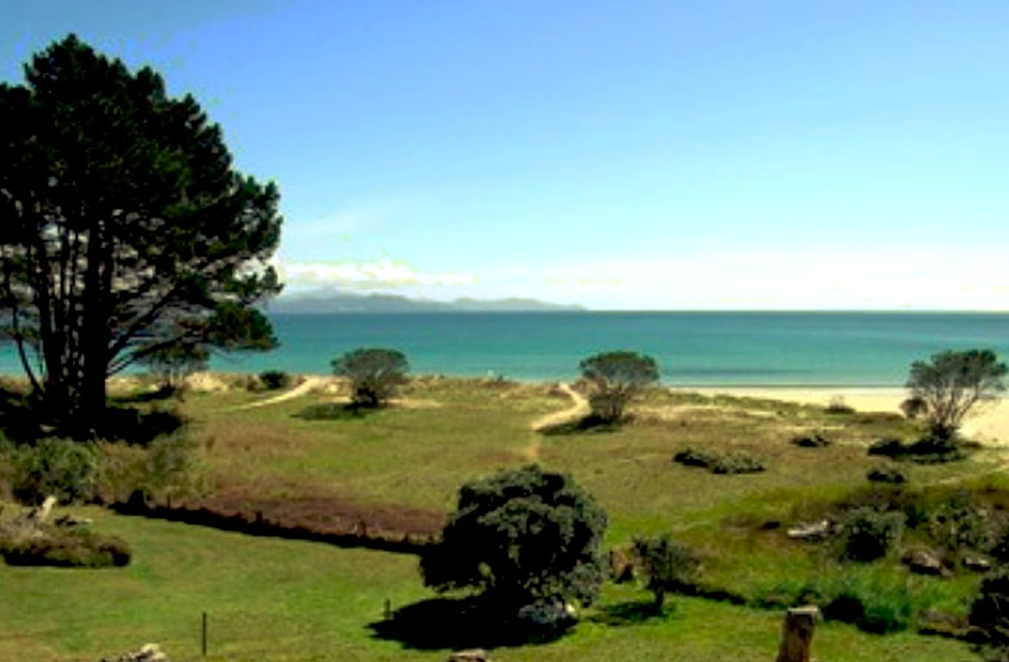 Cozy and Historic Holiday Cottage near Mercury Bay, South Island