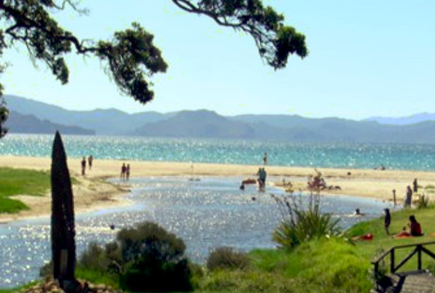 Superb Holiday Lodge with Observatory in Kuaotunu, South Island