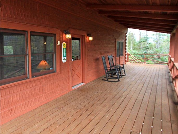 Log Cabins (Burnsville, North Carolina, United States)