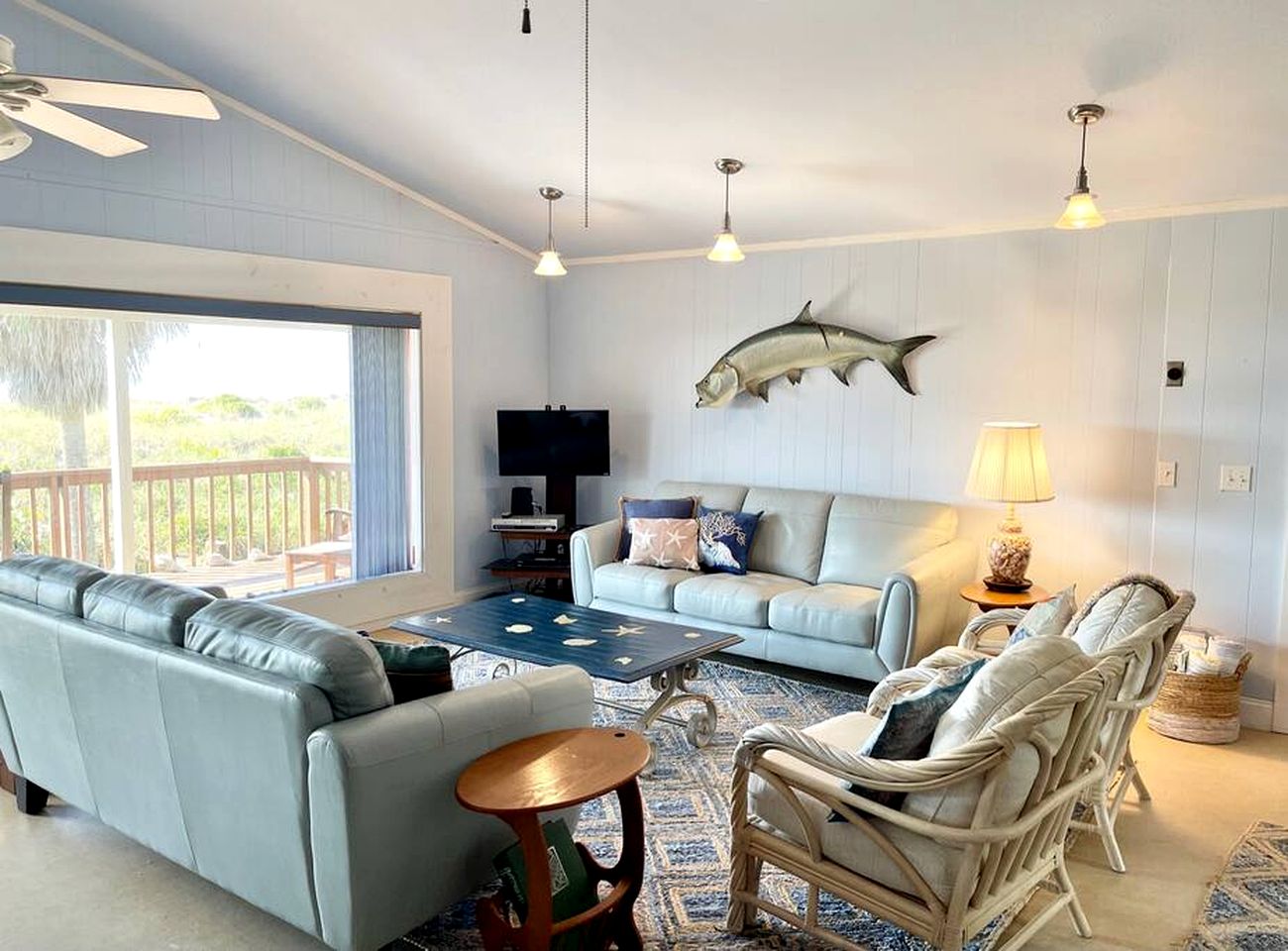 Peaceful Cottage with Incredible Water Views on Little Gasparilla Island for a Quiet Escape by the Beach in Florida
