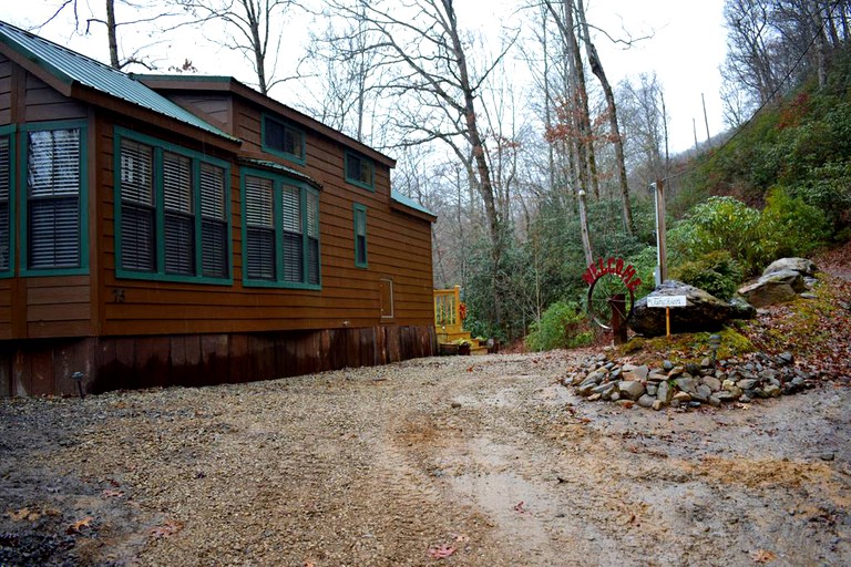 Tiny Houses (Robbinsville, North Carolina, United States)