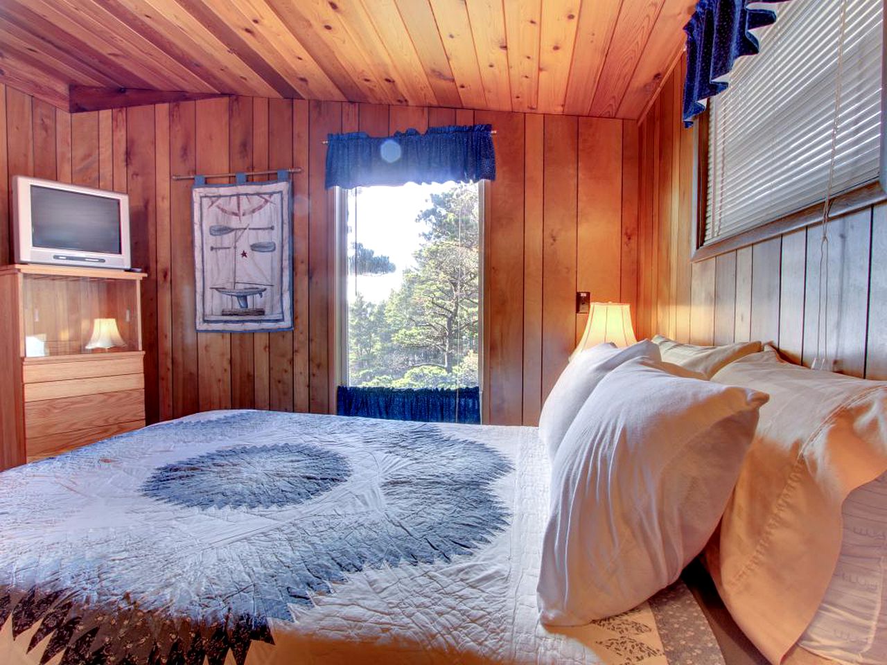 Oceanfront Rental in South Beach, Oregon Glamping Hub