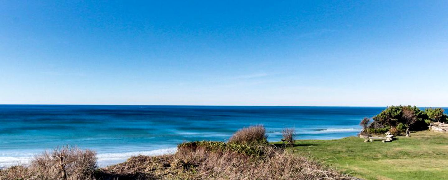 Oceanfront Rental in South Beach, Oregon Glamping Hub