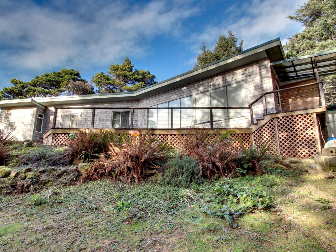 Oceanfront Rental in South Beach, Oregon Glamping Hub