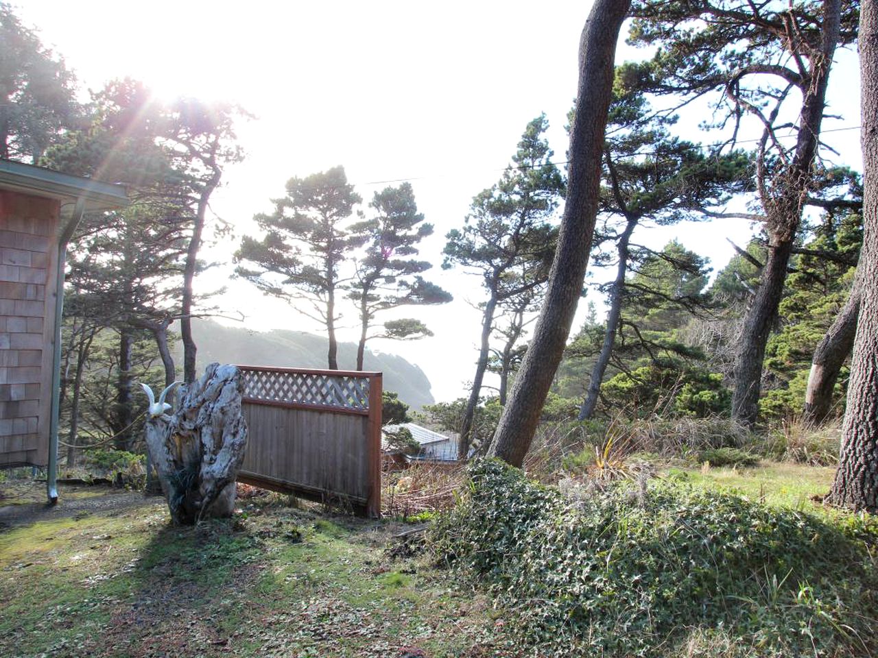 Oceanfront Rental in South Beach, Oregon Glamping Hub