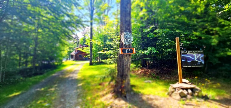 Cabins (United States of America, Rockwood, Maine)