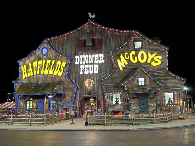 Cabins (United States of America, Pigeon Forge, Tennessee)