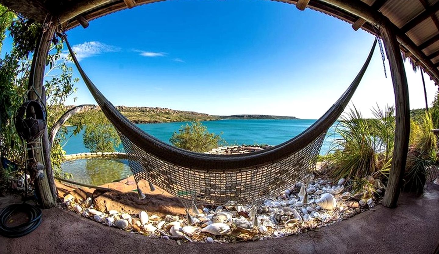 All-Inclusive Luxury Cabin Getaway on Western Australia's Diamond Coast