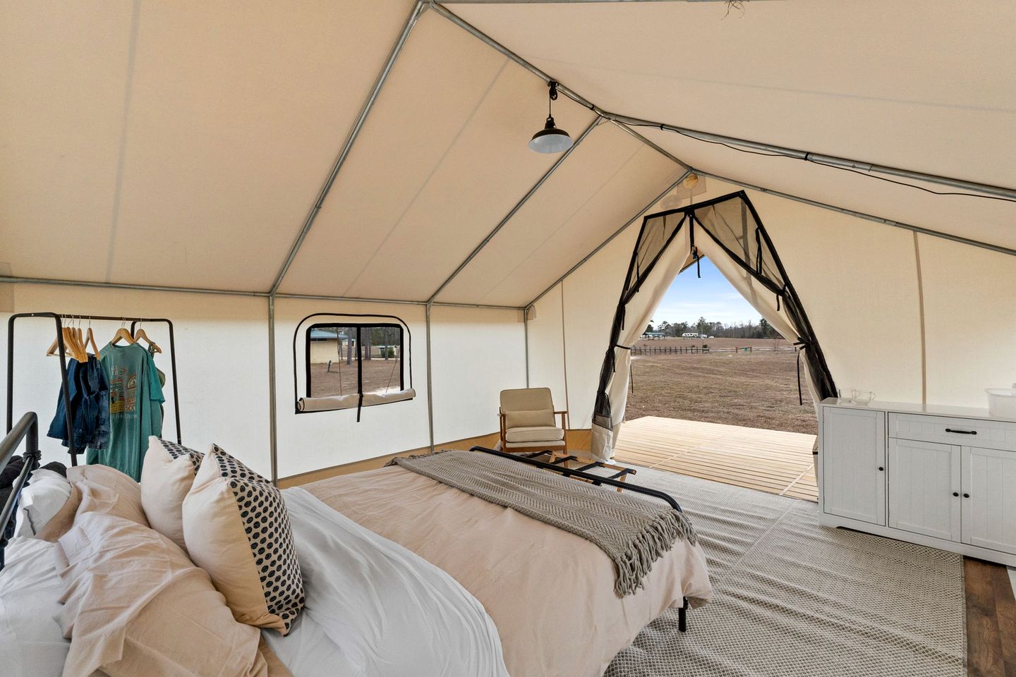 Rustic Luxury Glamping Experience with Lakes, Wildlife & Adventure in Wewahitchka, Florida