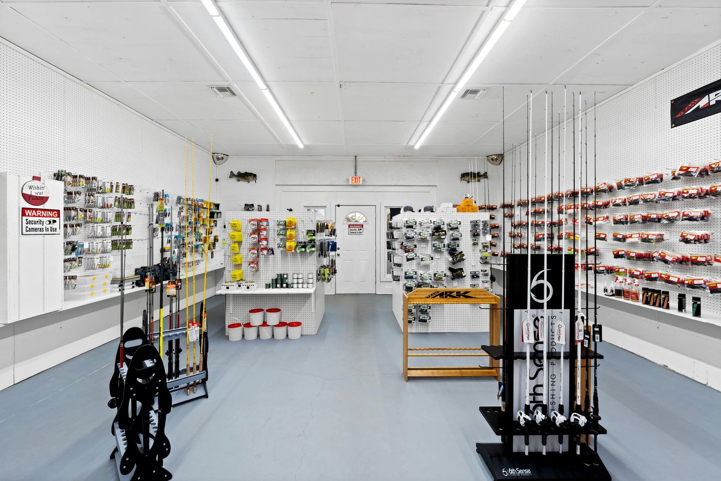 Rustic Luxury Glamping Experience with Lakes, Wildlife & Adventure in Wewahitchka, Florida