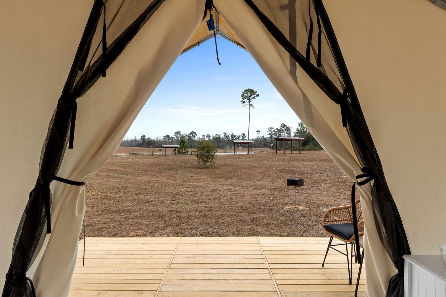 Rustic Luxury Glamping Experience with Lakes, Wildlife & Adventure in Wewahitchka, Florida