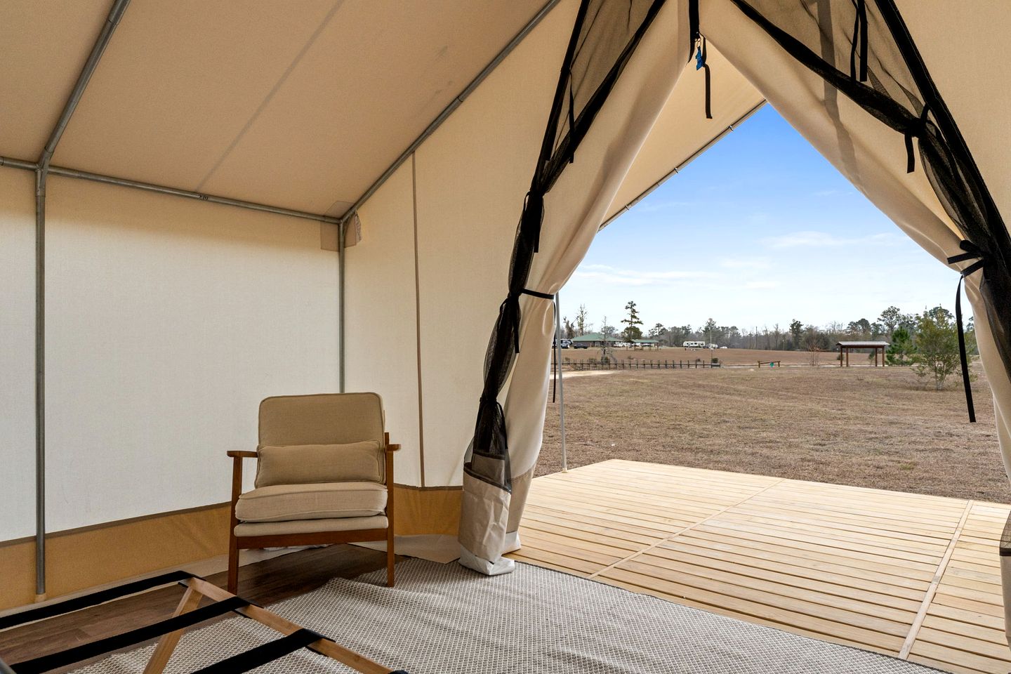 Rustic Luxury Glamping Experience with Lakes, Wildlife & Adventure in Wewahitchka, Florida