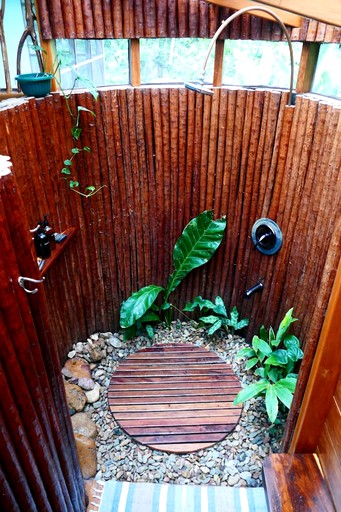 Cottages (Belize, Cristo Rey, Cayo District)