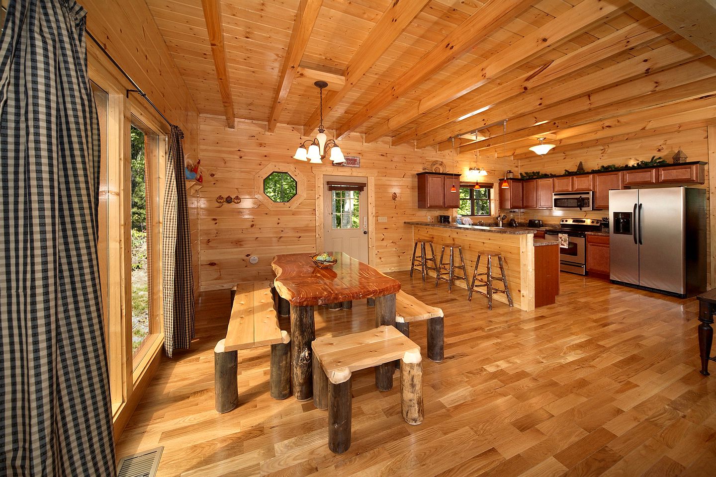 Majestic Gatlinburg Getaway Ideal for a Vacation in Tennessee