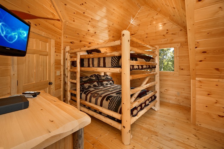 -- (United States, Gatlinburg, Tennessee)