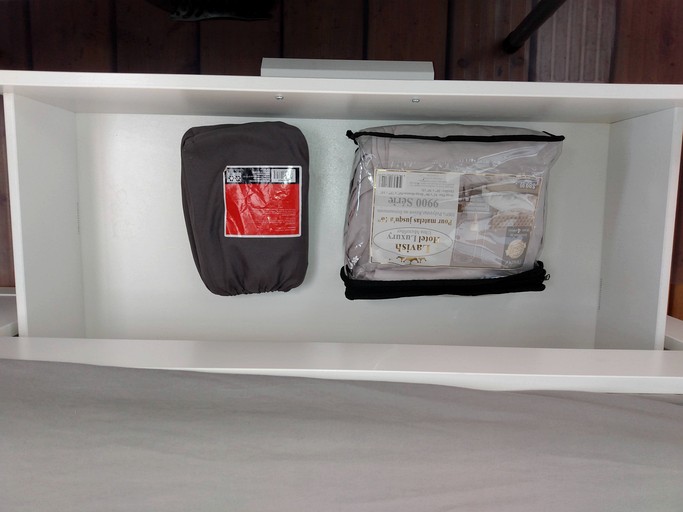 Floating Homes (Canada, Ile-aux-Noix, Quebec)