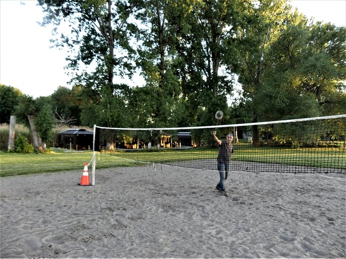 Floating Homes (Canada, Ile-aux-Noix, Quebec)