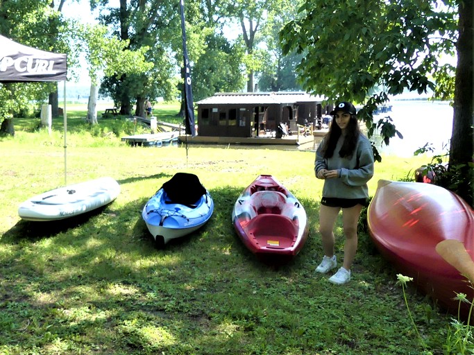 Floating Homes (Canada, Île-aux-Noix, Quebec)