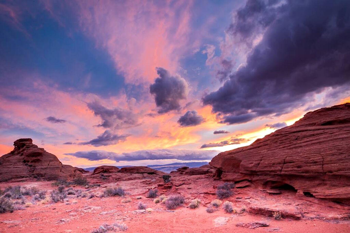 Explore Nature in Style: Discover This Tiny Home Getaway in Apple Valley, Utah