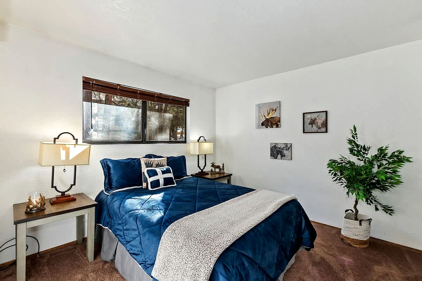 Alpine Adventure Awaits: Classic Cabin Near Snow Summit in Big Bear Lake